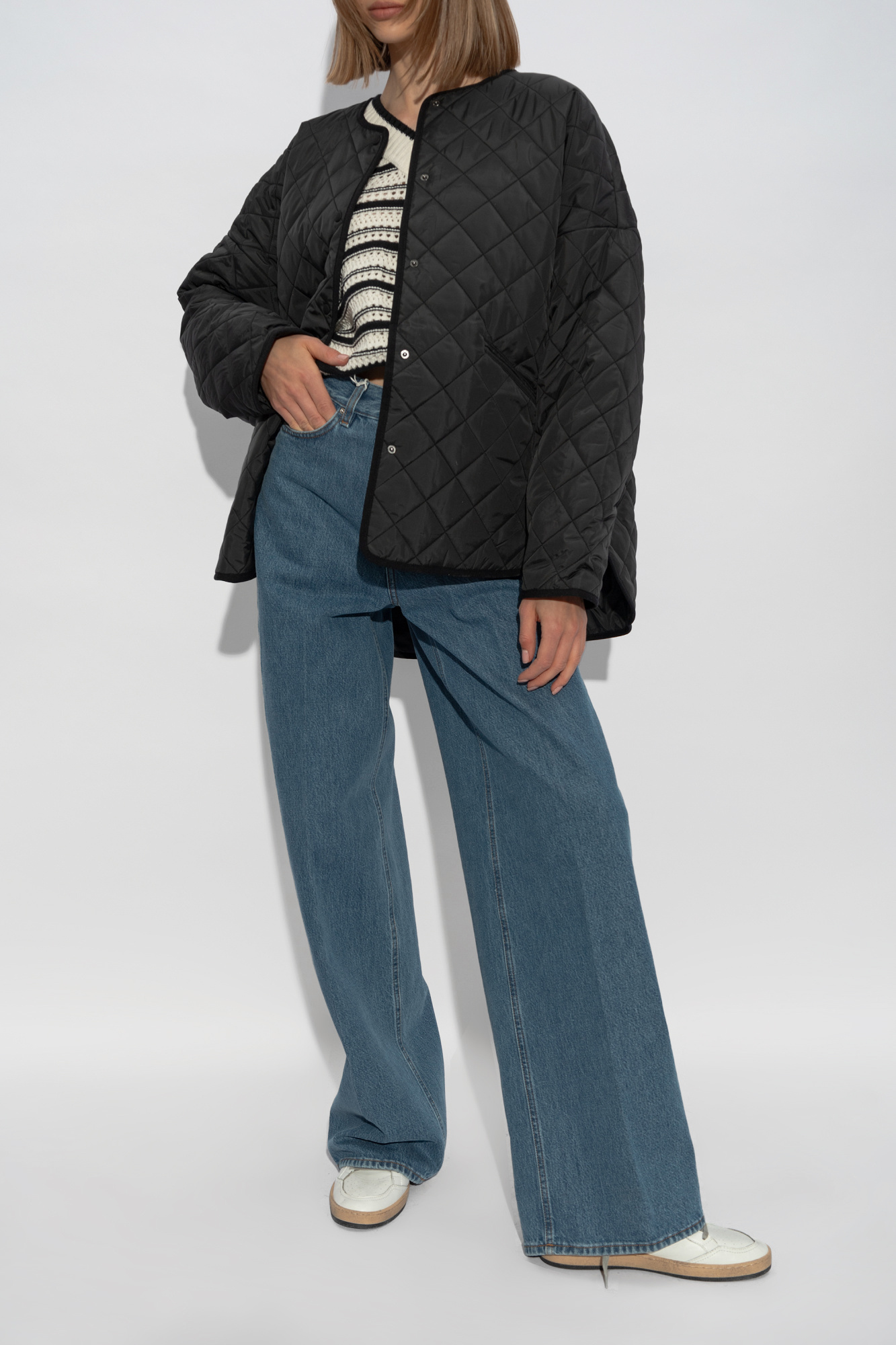 【送料&関税込】TotAme Black Quilted Jacket With Round Neck Quilted jacket black – TOTEME